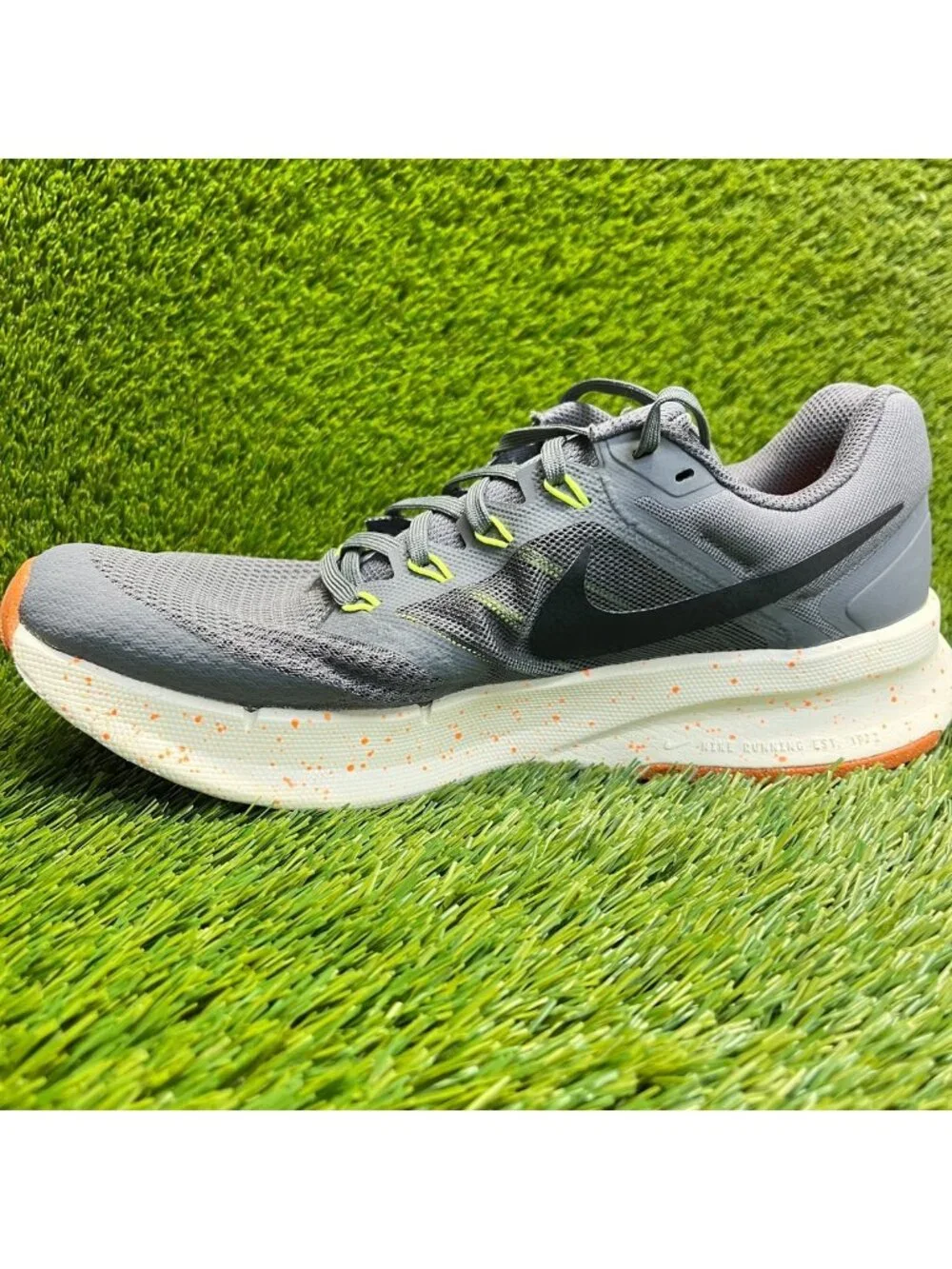 Nike please review
